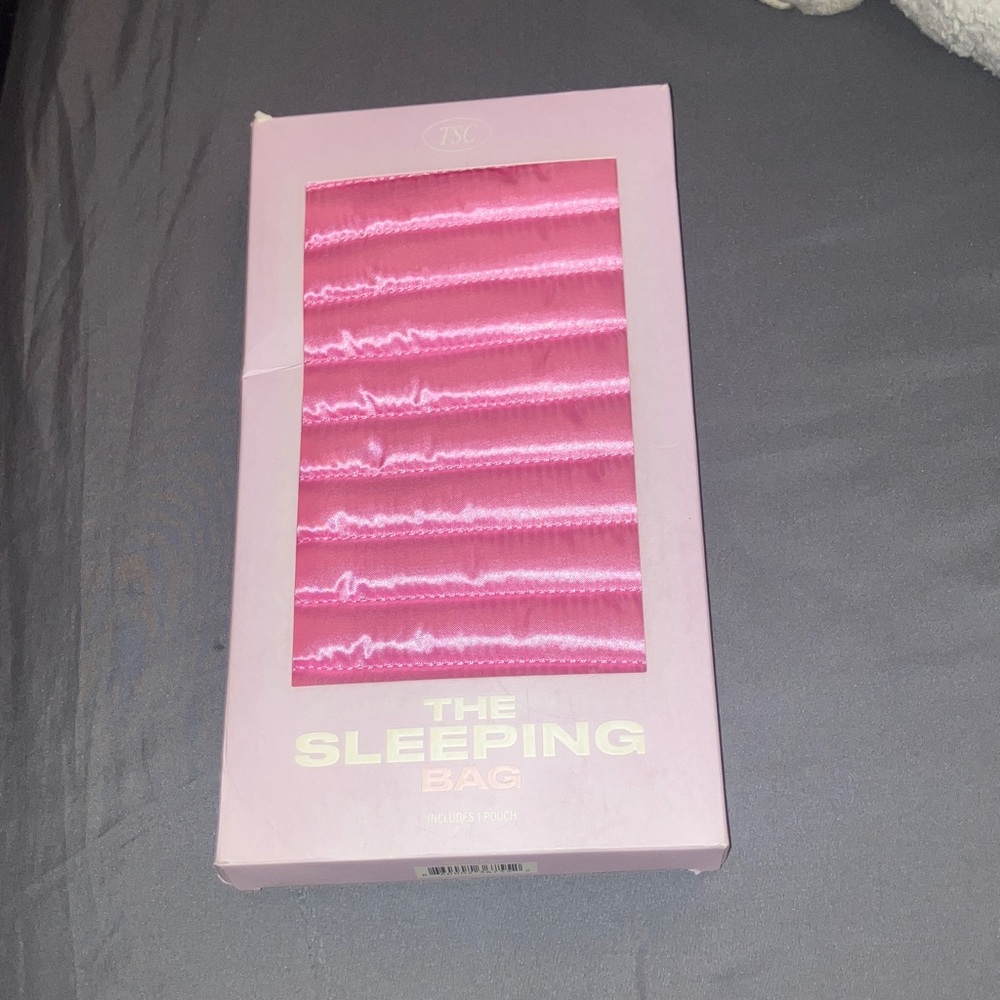NEW TSC Pink Satin Sleeping Bag for Skincare Tools
